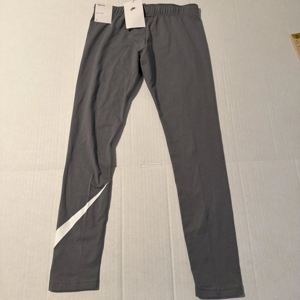 Nike Kids Sportswear Favorites Leggings Gray White Swoosh Size Medium
